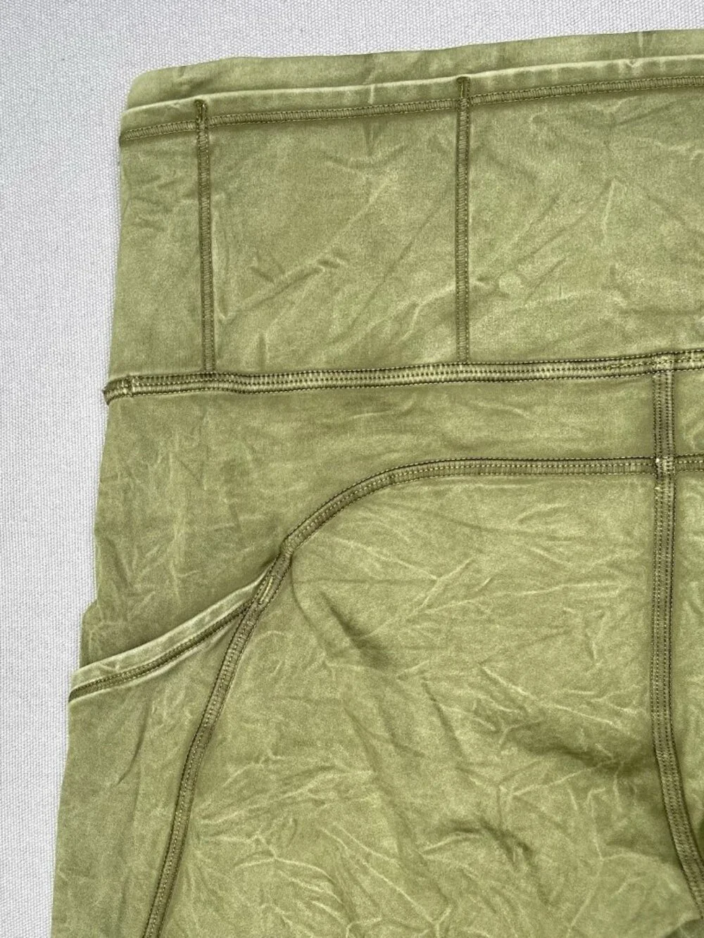 Lululemon Fast and Free High Rise Ice Dye Green Tight Leggings - Women Size 6